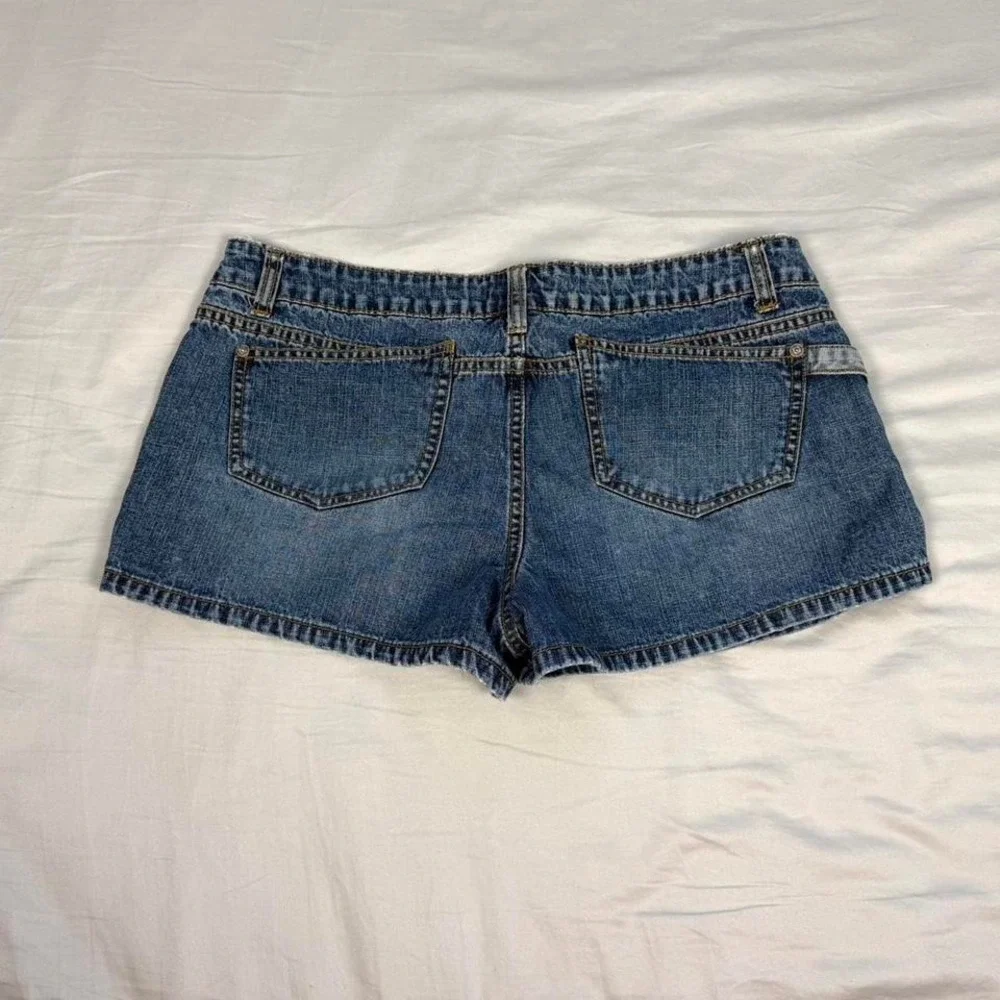 Vintage y2k No Boundaries micro mini denim carpenter jean shorts - Picture 4 of 5